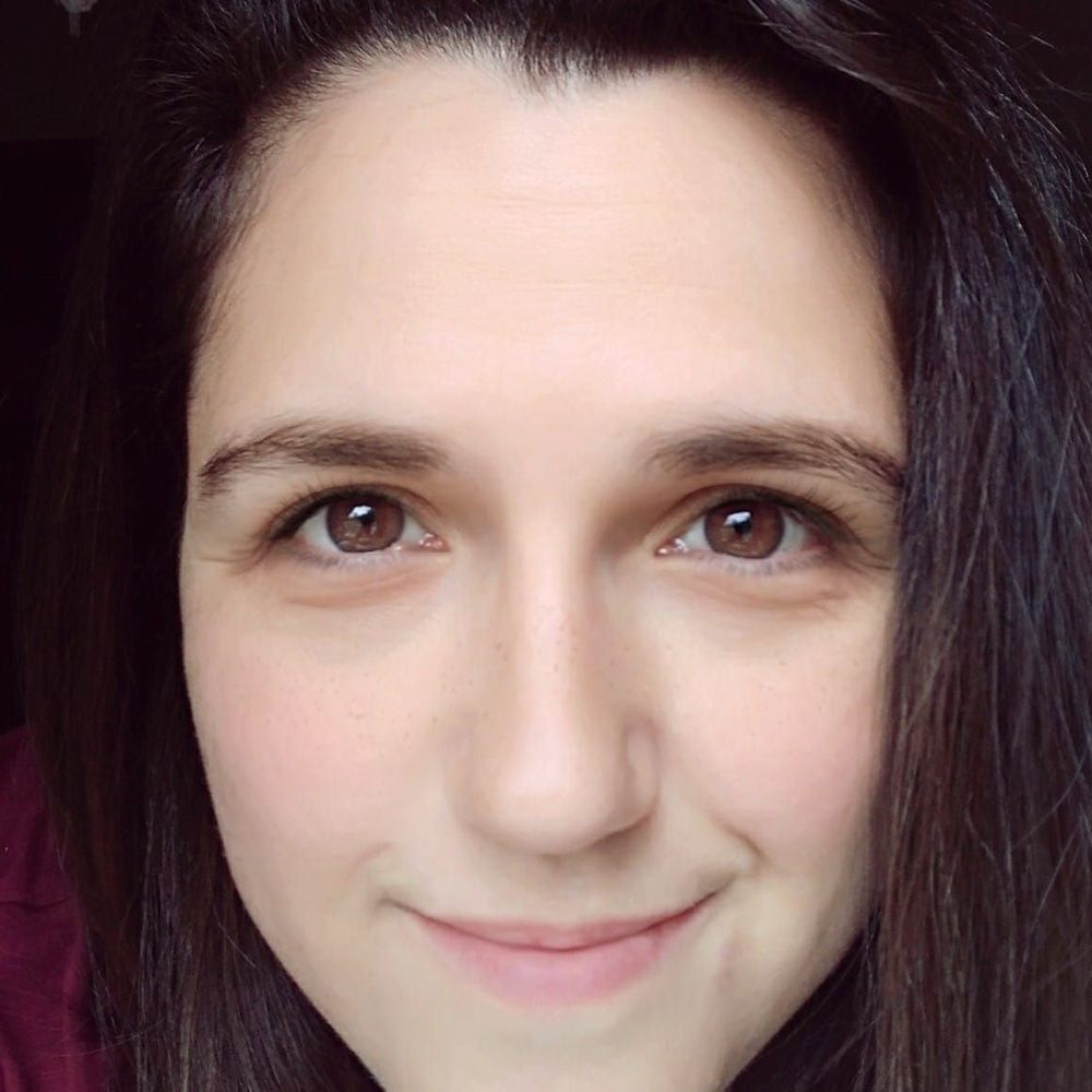 Meet your Posher, Lea
